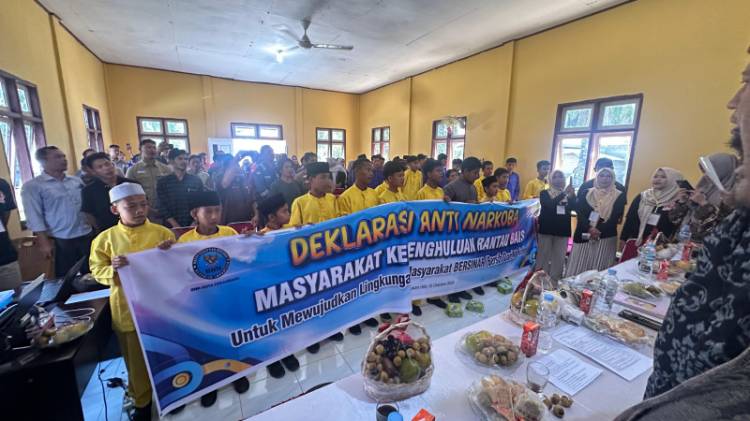 Ratusan Masyarakat dan Pelajar Rantau Bais, Rokan Hilir Deklarasi Anti Narkoba Bersama BNN