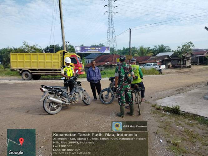 Amankan Wilayah PHR, Anggota Koramil 0321- 02/TP Gelar Komsos dengan Warga Melayu Besar
