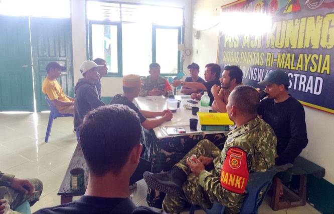 Cegah Jalur Ilegal ke Malaysia, Satgas Pamtas TNI Gagalkan Keberangkatan Empat Calon PMI