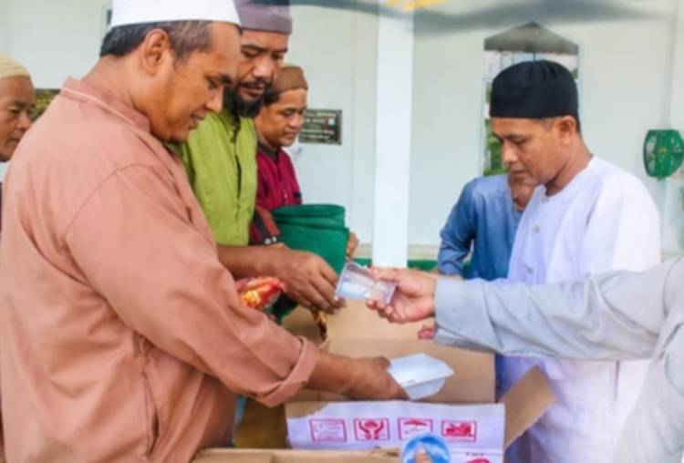 Lapas Narkotika Rumbai Gelar Kegiatan Jumat Berkah