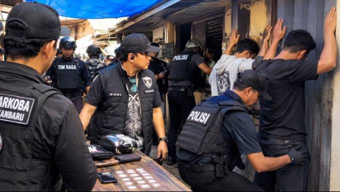 Gerebek Sarang Narkoba di Pekanbaru, Kasat Noki Incar Sabu, Senpi dan Sajam