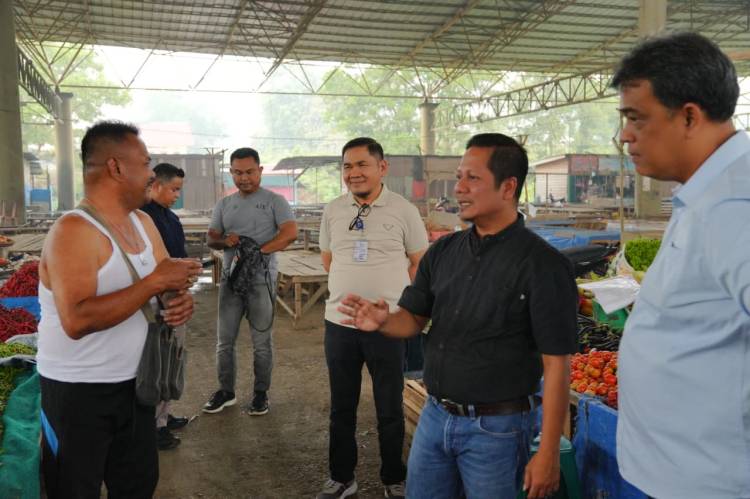 Plt Bupati Kuansing Tinjau Pasar Modern Teluk Kuantan, Serap Keluhan Pedagang