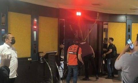 Tim Gabungan Bareskrim Razia MP Club Pekanbaru, 54 Orang Positif Narkoba