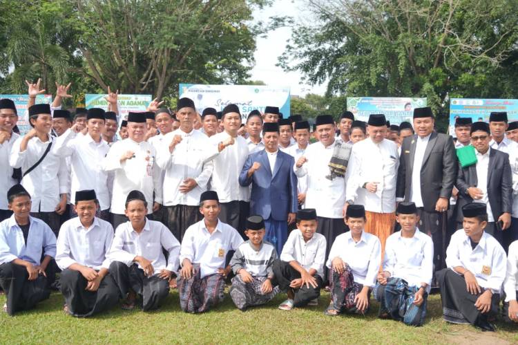 Plt. Bupati Kuansing Muklisin Pimpin Upacara Hari Santri Nasional 2026