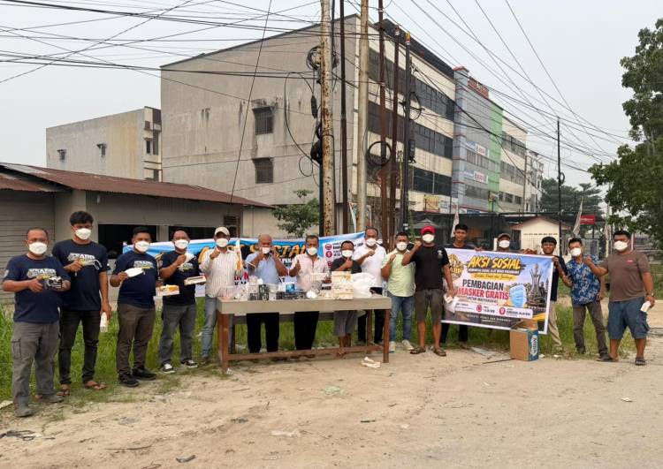 Peduli Kabut Asap, KSABP Bagikan 3.000 Masker Gratis di Pekanbaru