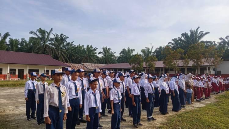 Persingkat Jarak, 38 Siswa Sekolah Terbuka UPT SMP Negeri 2 Koto Kampar Hulu Laksanakan Pembelajaran di TKB UPT SD Negeri 010 Sibiruang