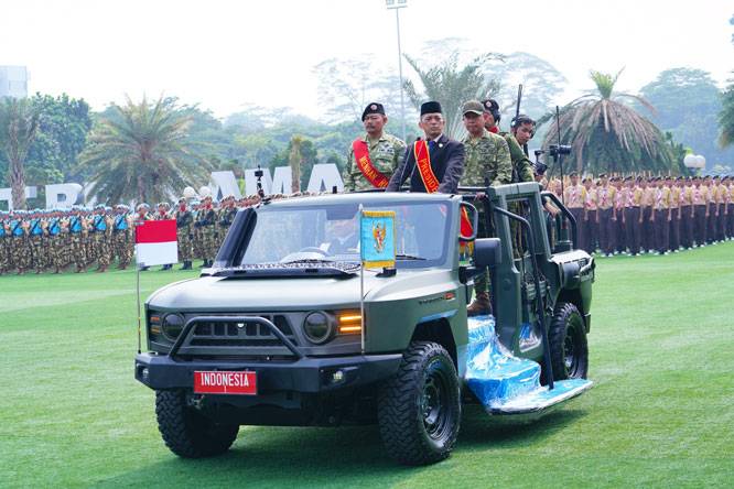 Panglima TNI Tinjau Gladi Bersih Upacara HUT Ke-81 TNI