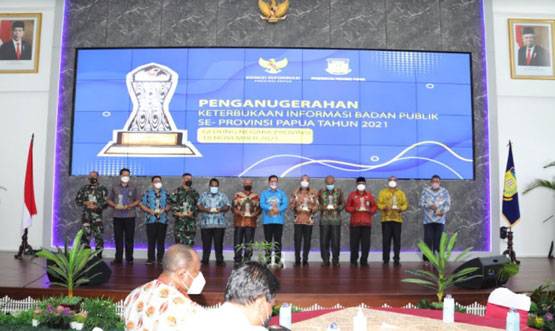 Kodam XVII/Cenderawasih Raih Penganugerahan Keterbukaan Informasi Badan Publik Se-Provinsi Papua 2021