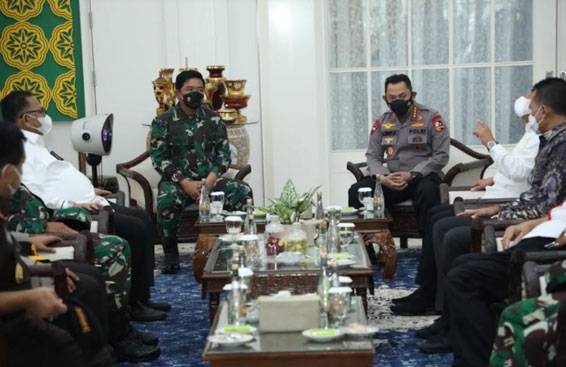 Panglima TNI: Vaksinasi Merupakan Salah Satu Upaya Menekan Pandemi Covid-19