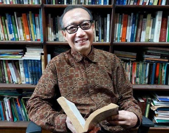 &ldquo;PANCASILA, AGAMA DAN IDEOLOGI&rdquo;