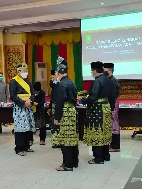Jabat Ketum MKA LAMR, Datuk Seri HR Marjohan Akan Berbuat Untuk Riau dan Masyarakat Adat