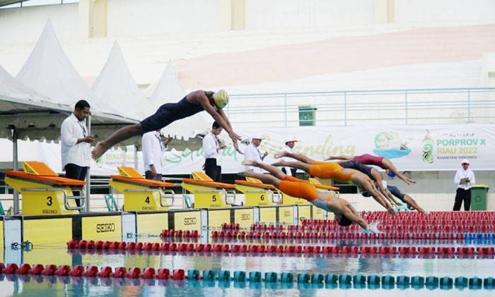 Pekanbaru Juara Umum Cabor Renang