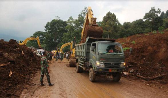 Pasca Gempa Cianjur, Ratusan Prajurit Zeni AD Dikerahkan