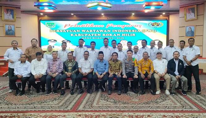 Pengurus PWI Rokan Hilir Periode 2023-2026 Resmi Dilantik