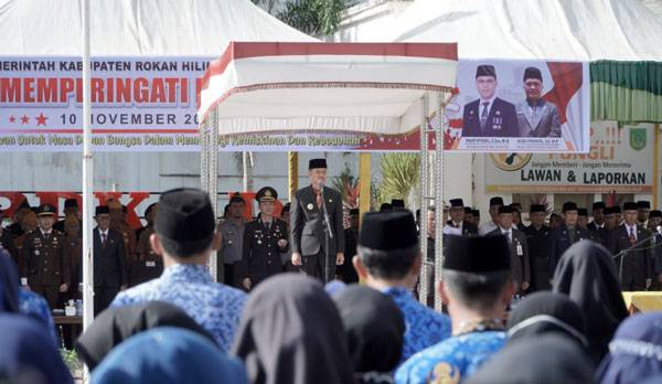 Bupati Rohil Jadi Inspektur Upacara Peringatan Hari Pahlawan 2023