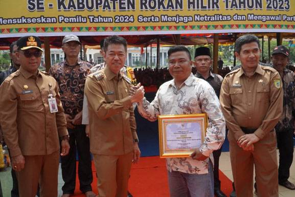 Suskseskan Pemilu Tahun 2024, Pemkab Rohil Gelar Rakor Bersama Para Datuk Penghulu, RT dan RW