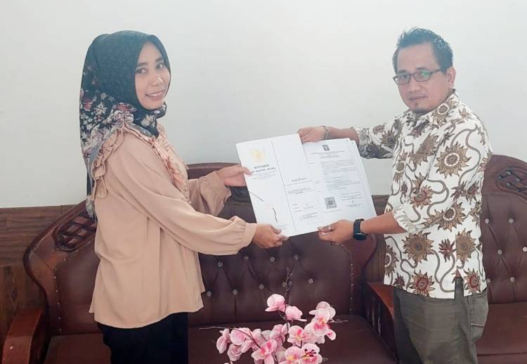 Resmi Kantongi SK Kemenkum HAM  Ketua PKWACI Rohil Siap Majukan PKWACI