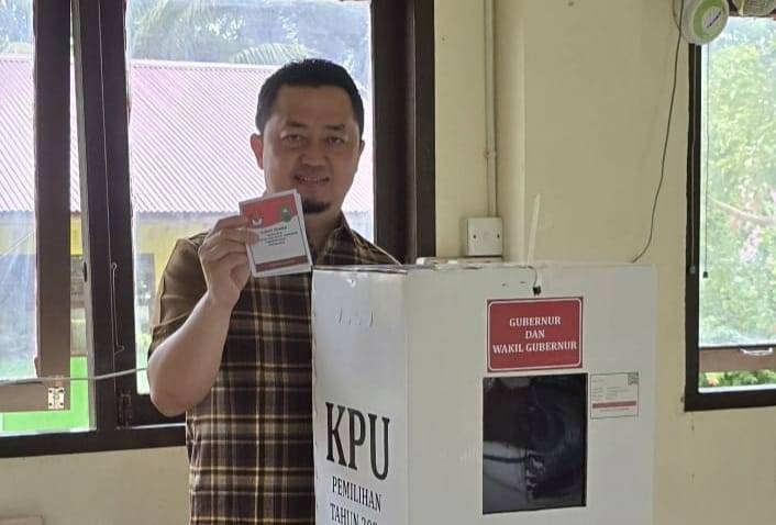 Nyoblos di TPS 005 Kumantan, Ini Pesan Syahrul Aidi kepada Masyarakat