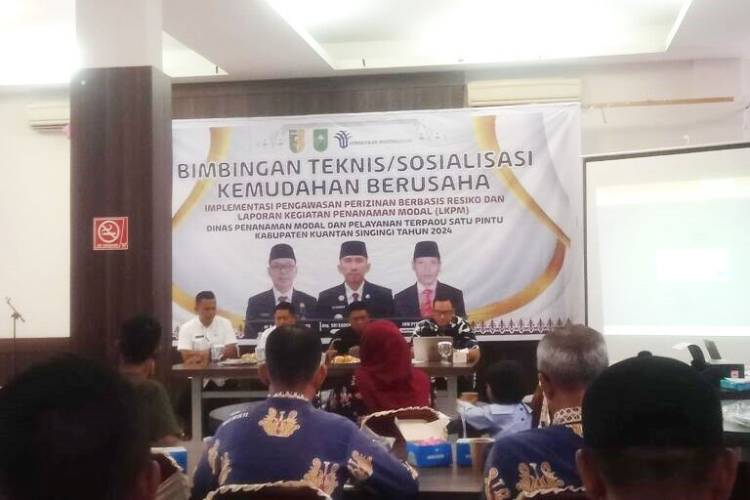 Dinas PMPTSP Kuansing Taja Sosialisasi Kemudahan Berusaha Bagi Pelaku Usaha