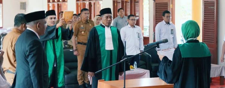 Pjs Bupati Kuansing Hadiri Pelantikan Wakil Ketua Pengadilan Agama Teluk Kuantan