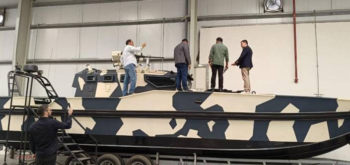 Irjen TNI Tinjau Produksi HMLTV untuk Satgas UNIFIL di UEA