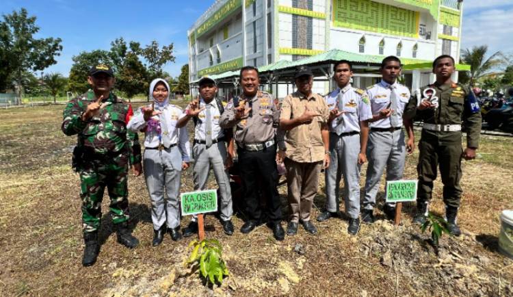Dirlantas Polda Riau Sosialisasi Tertib Lalu Lintas di SMK Taruna Satria