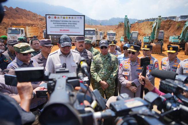 Panglima TNI Bersama Menhan RI Tinjau Keberhasilan Satgas PKH Tertibkan Tambang Nikel Ilegal di Morowali, Sulteng