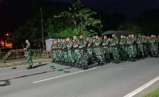 Pasca Bentrok, 250 Personil TNI dan 300 Personil Brimob Sultra Siaga di Kebi