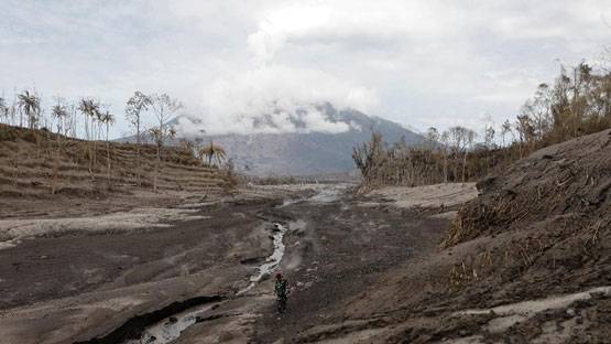 Pasca Erupsi Semeru, 8 juta kubik Pasir Sumbat Sungai