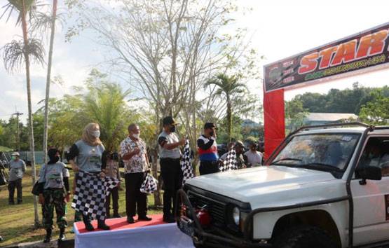 Pangkogabwilhan I lepas Peserta Offroad &ldquo;Jelajah Bumi Sepanjang Lada&rdquo; di Tanjungpinang