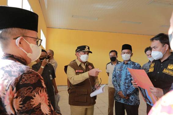 Cek Proyek Pembangunan Sekolah Banyak Tidak Tuntas, Wagubri Ragukan Kontraktor Bisa Menang Lelang