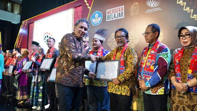 Riau Terima 8 Sertifikat WBTB