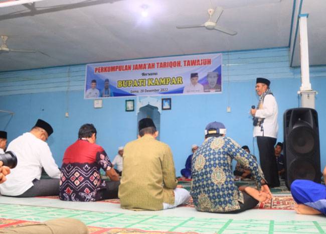 Pj Bupati Kampar Tawajuh Bersama Jamaah Tarikat Naqsabandiyah Gema