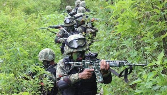 Aparat Buru Pelaku Penembakan 2 Anggota TNI Di Maybrat Papua