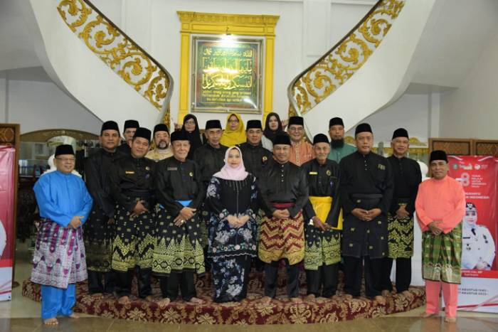 Dipinang LAMR Bengkalis, Bupati Kasmarni dan Wabup Bagus Santoso Bakal Terima Gelar Adat