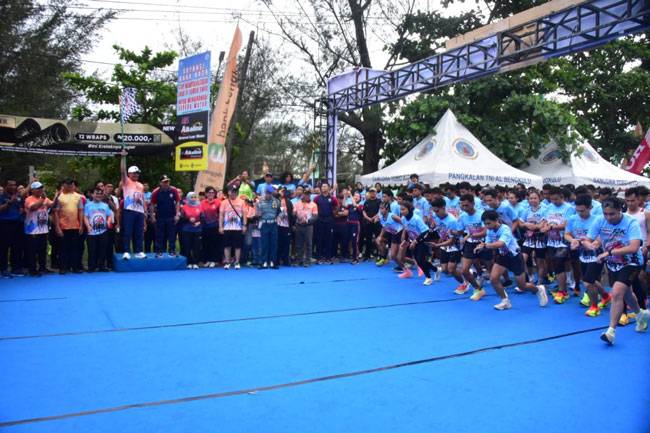 1300 Pelari Ramaikan Bakamla RI Fun Run di Bengkulu