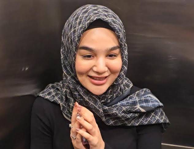 Rp1 Miliar Uang Dugaan Korupsi SPPD Fiktif DPRD Riau Mengalir ke Rekening Artis Hana Hanifah