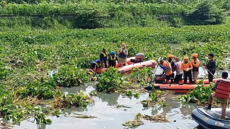 Terseret Arus Selokan Saat Main Hujan, Jasad Balita 3,5 Tahun Ditemukan Setelah 4 Hari