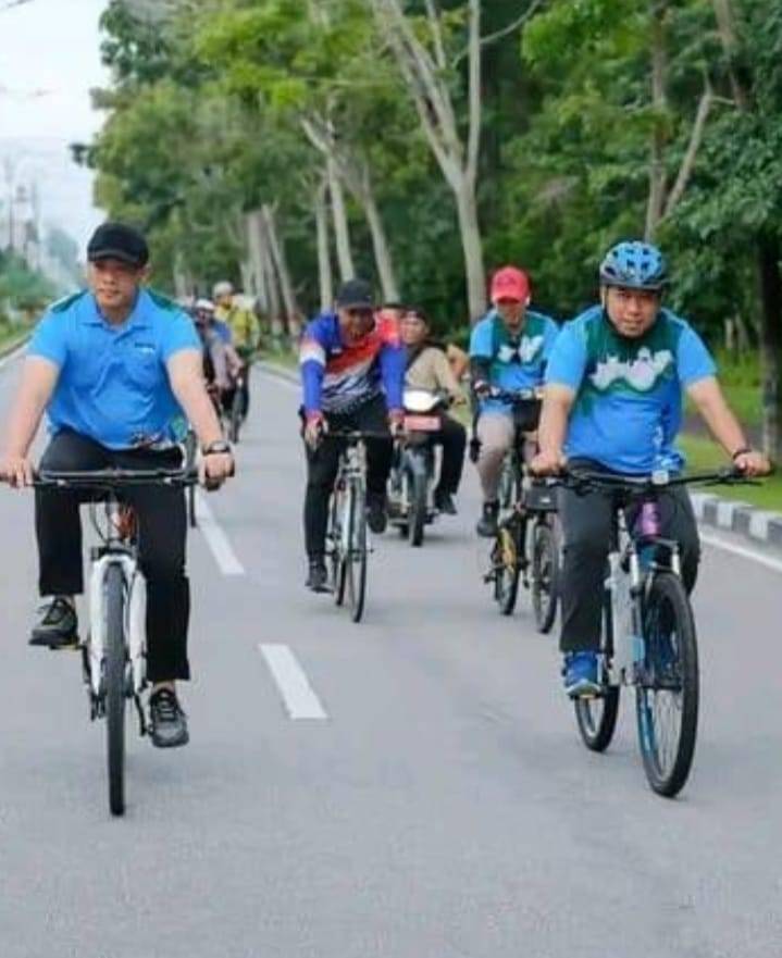 Jelang Puncak Tour de Siak 2024, Wabup Siak Lepas Peserta Sepeda Santai