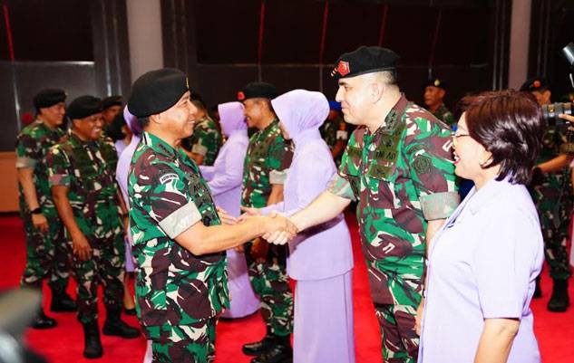 Panglima TNI Terima Laporan Korps Kenaikan Pangkat 16 Perwira Tinggi TNI