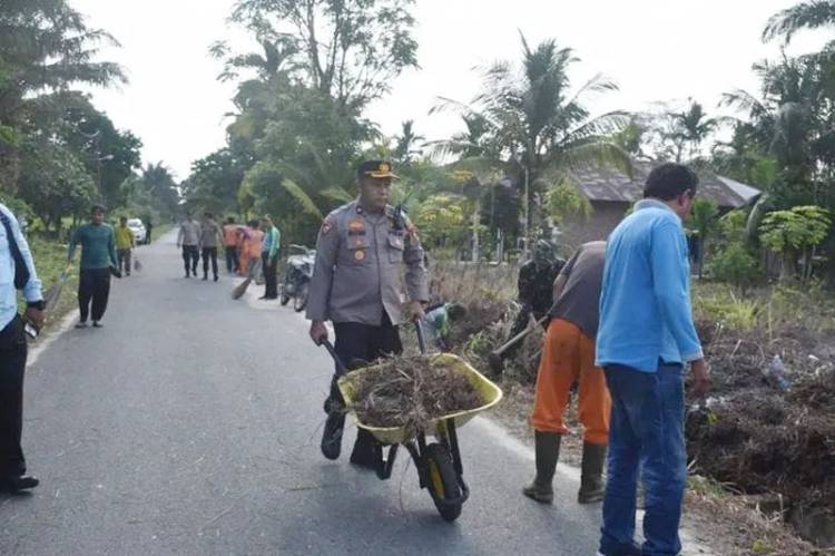 Goro Bersama di Ridan Permai, Antisipasi Banjir di Musim Hujan