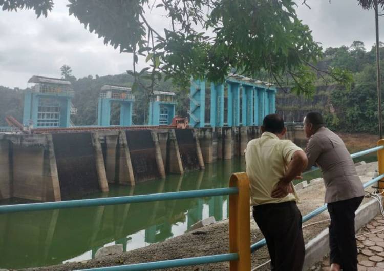Elevasi Waduk PLTA Koto Panjang Naik 37 Cm