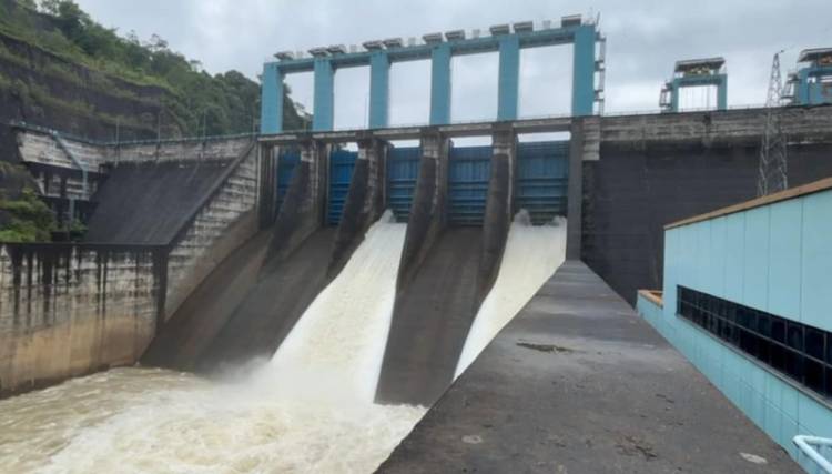 Dua Pintu Pelimpah PLTA Koto Panjang 2X50 Cm Dibuka, Kenaikan Permukaan Hilir Sungai 20-30 Cm