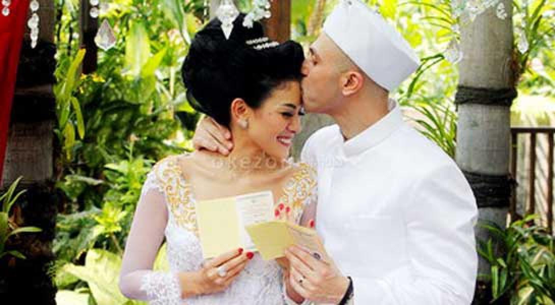 Andai Cerai, Nikita Mirzani Permainkan Pernikahan
