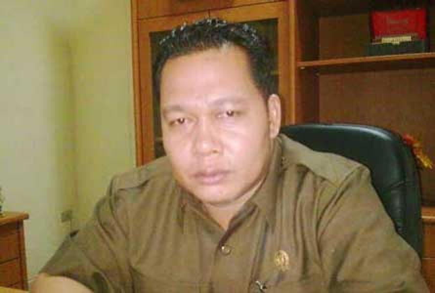 Dewan Warning Disdik Soal Potongan Gaji Guru Honor