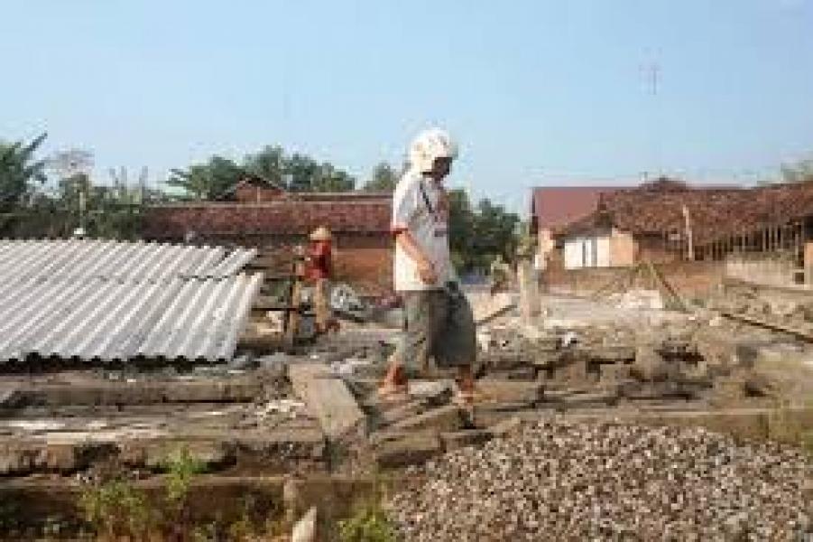 Rumah Janda Warga Sungai Beringin Ambruk