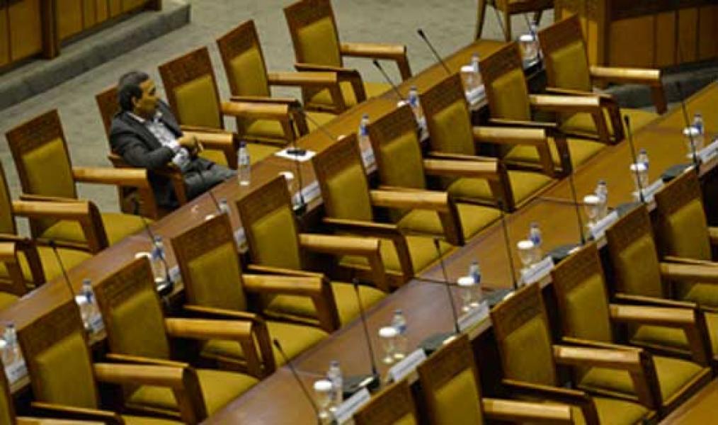 Wakil Rakyat Mangkir, Paripurna DPRD Pelalawan Batal