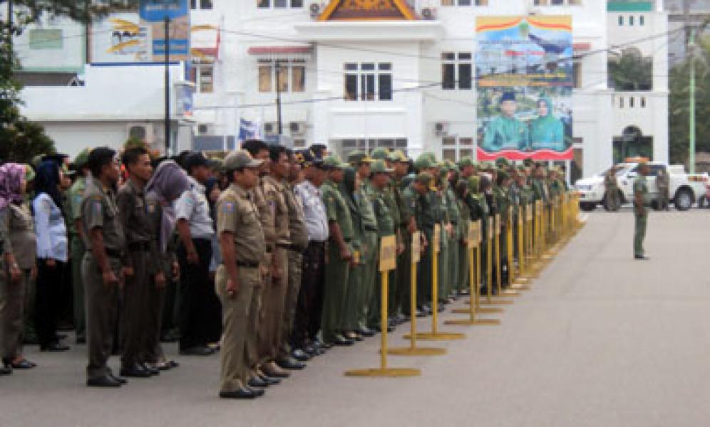 2015, Bupati Ajak PNS Rohil Evaluasi Kinerja