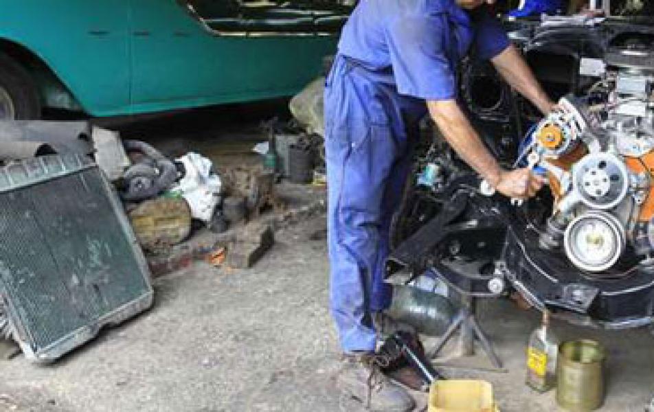 Diduga Tak Mengantongi Izin HO, Bengkel CKM Resahkan Warga