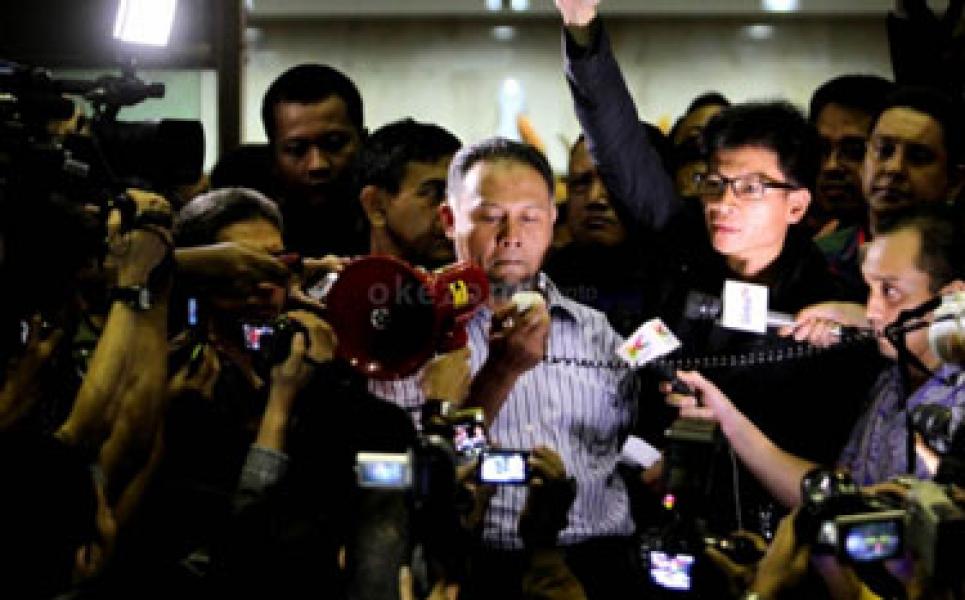 Foto-Foto Mesra Abraham Samad Dipastikan Rekayasa